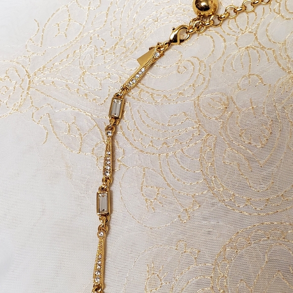 Fashion Jewelry Statement Necklace - Picture 5 of 8